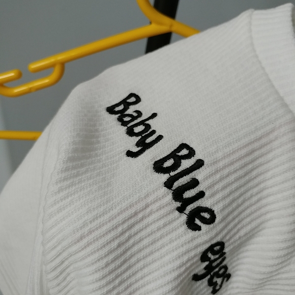 W♥C / Wego Japan white embroidered crop top - Picture 3 of 8